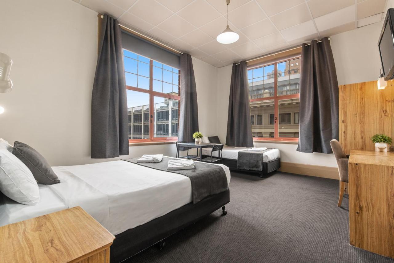 Adelaide Paringa Hotel Luaran gambar