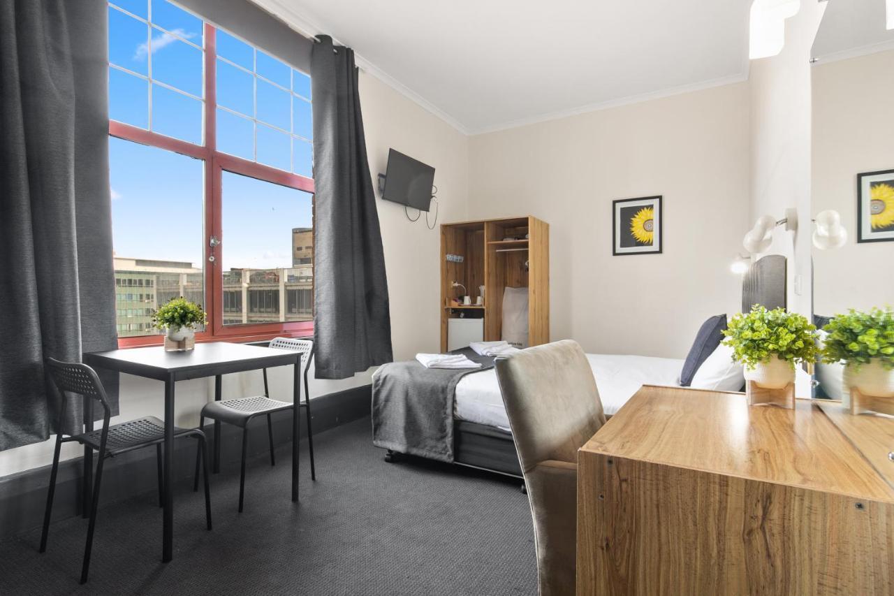 Adelaide Paringa Hotel Luaran gambar