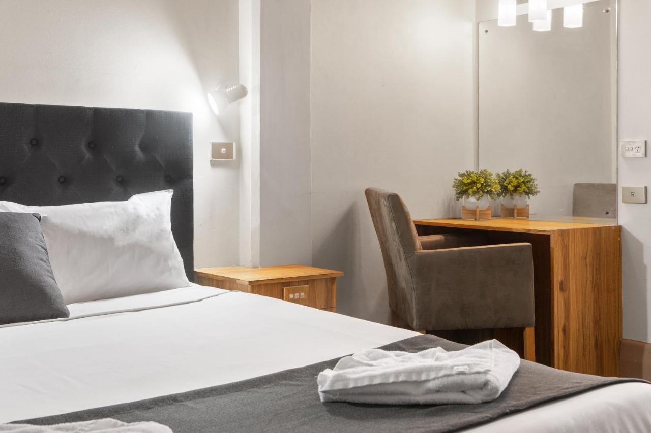 Adelaide Paringa Hotel Luaran gambar