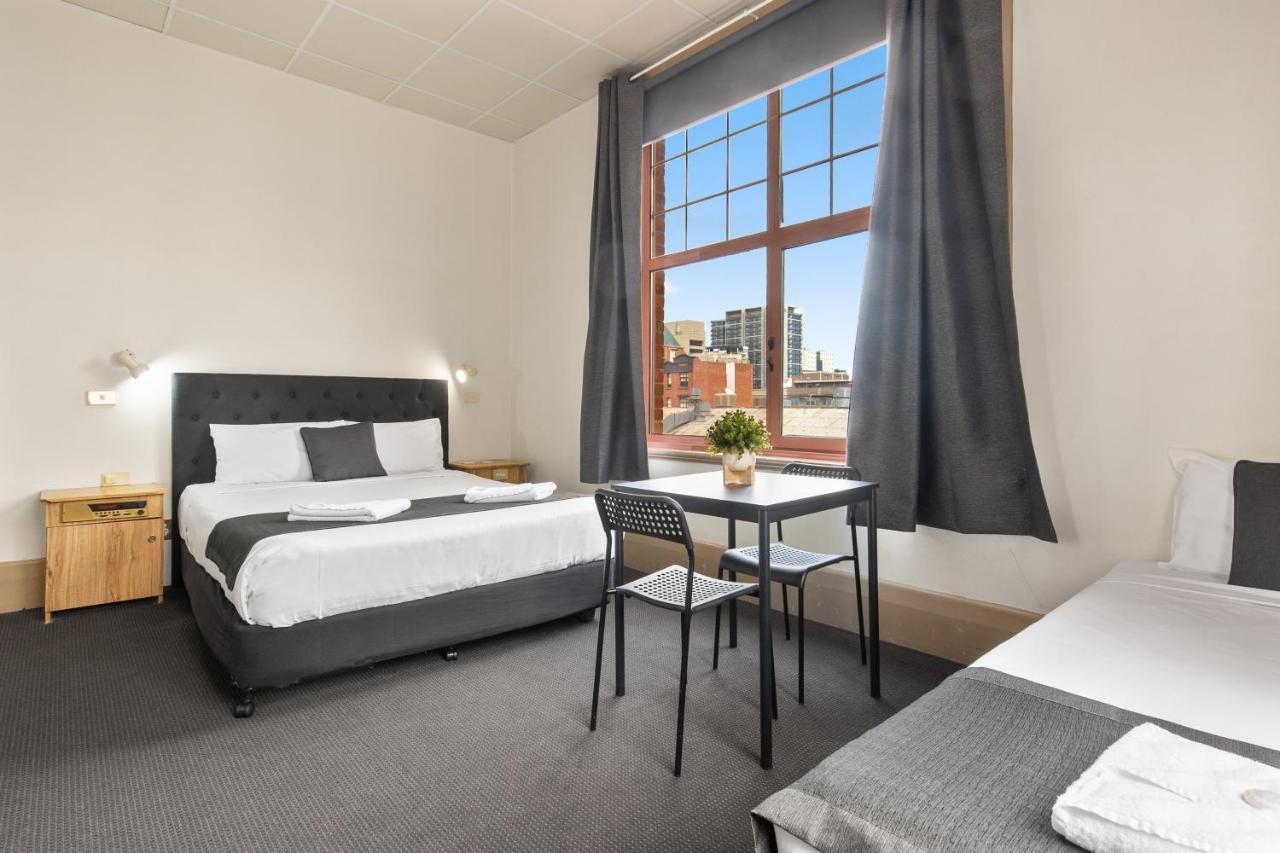 Adelaide Paringa Hotel Luaran gambar