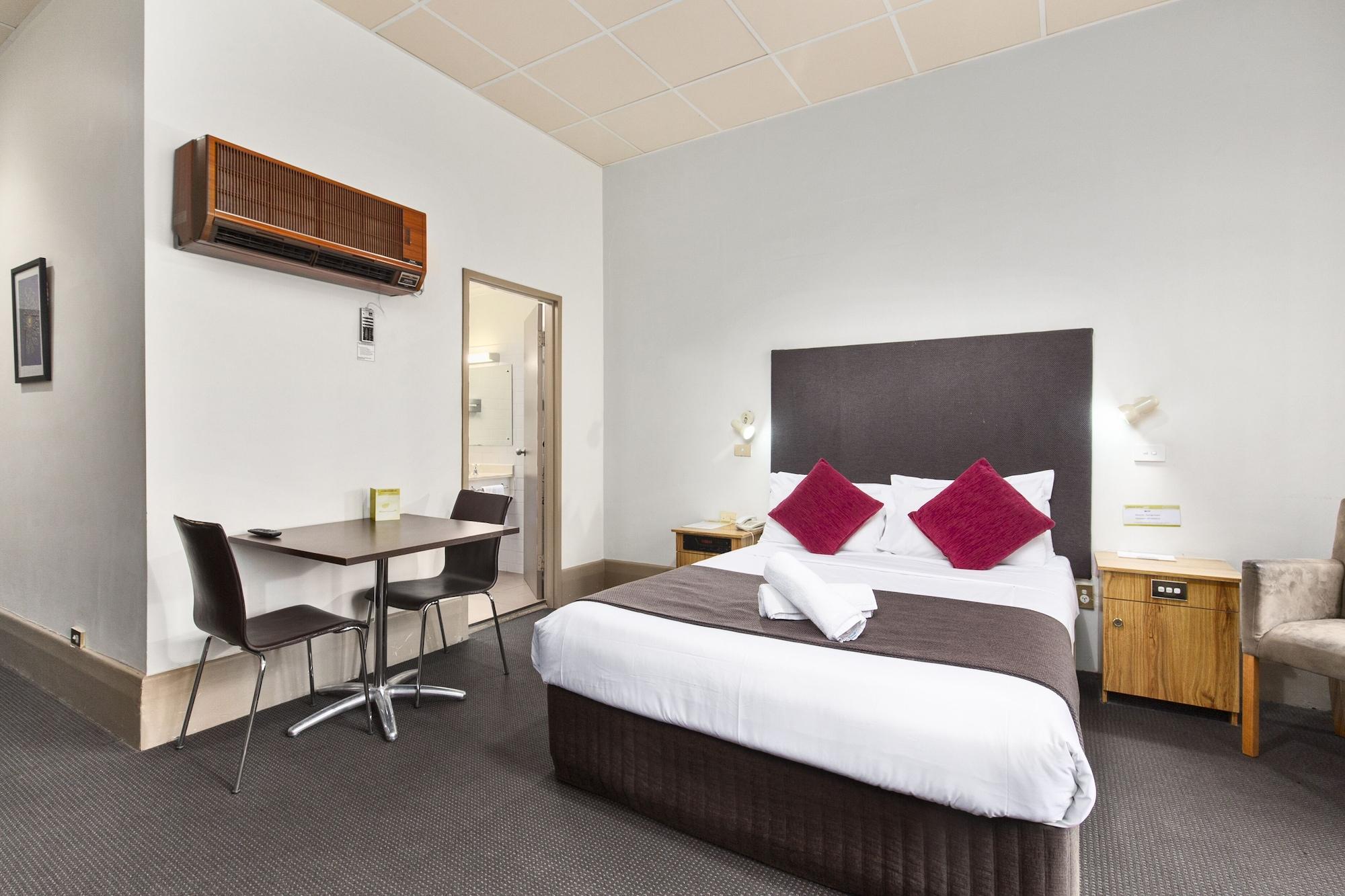 Adelaide Paringa Hotel Luaran gambar