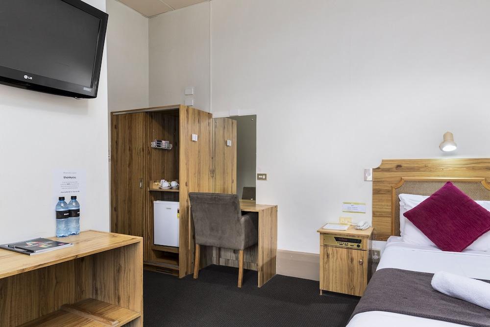 Adelaide Paringa Hotel Luaran gambar