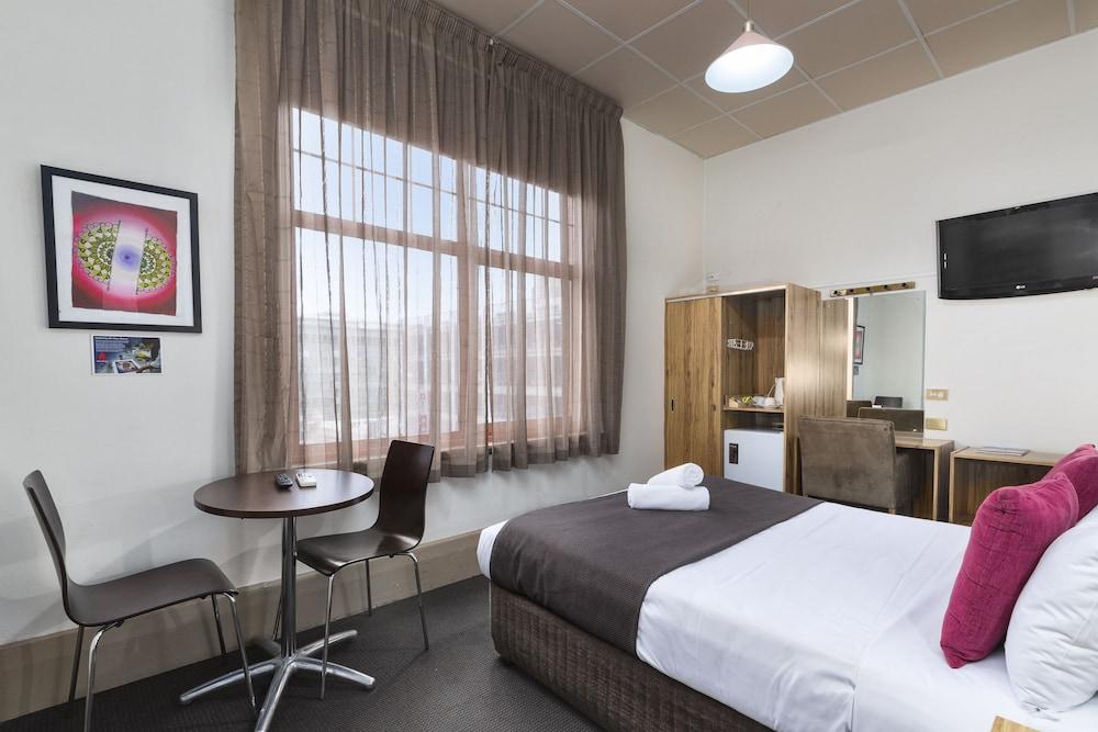 Adelaide Paringa Hotel Luaran gambar