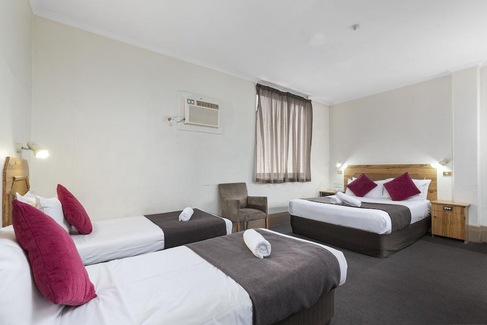 Adelaide Paringa Hotel Luaran gambar