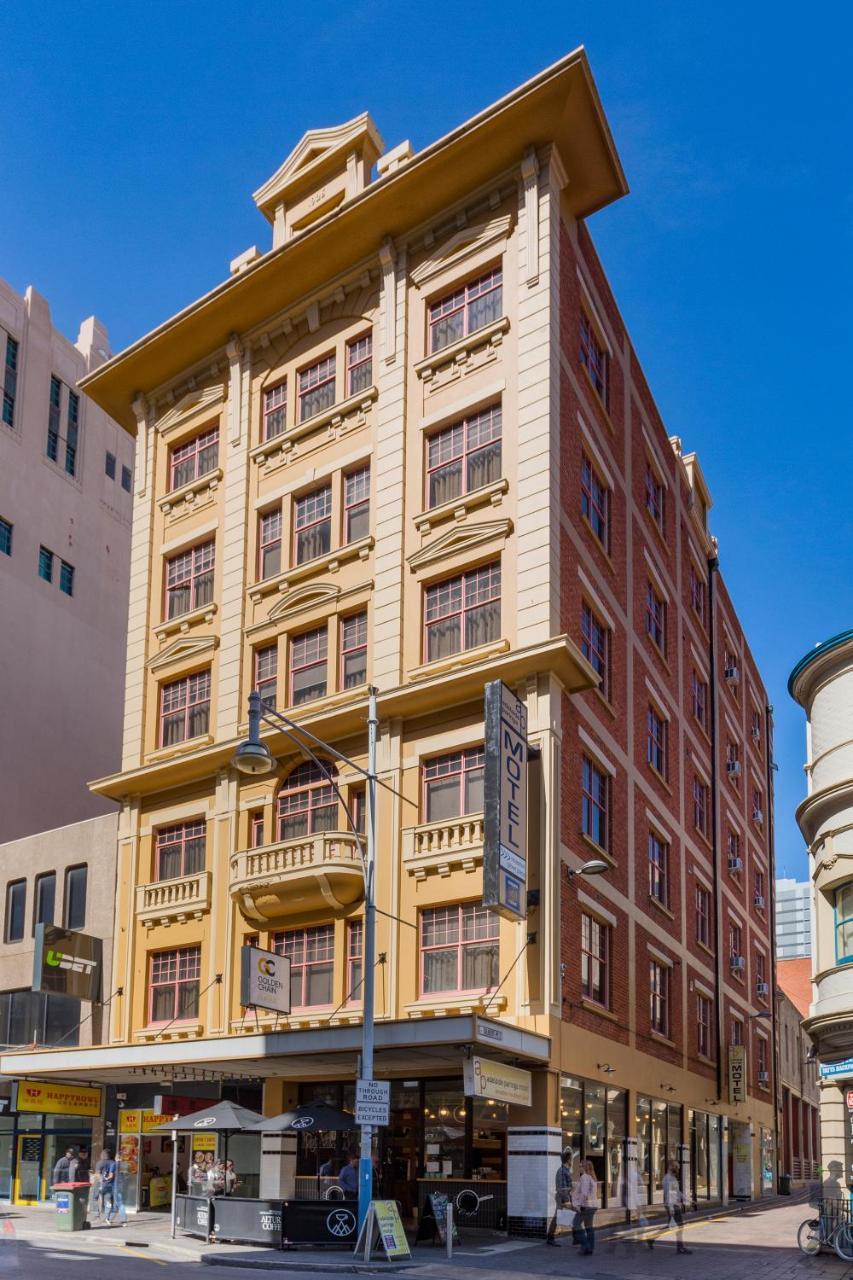 Adelaide Paringa Hotel Luaran gambar